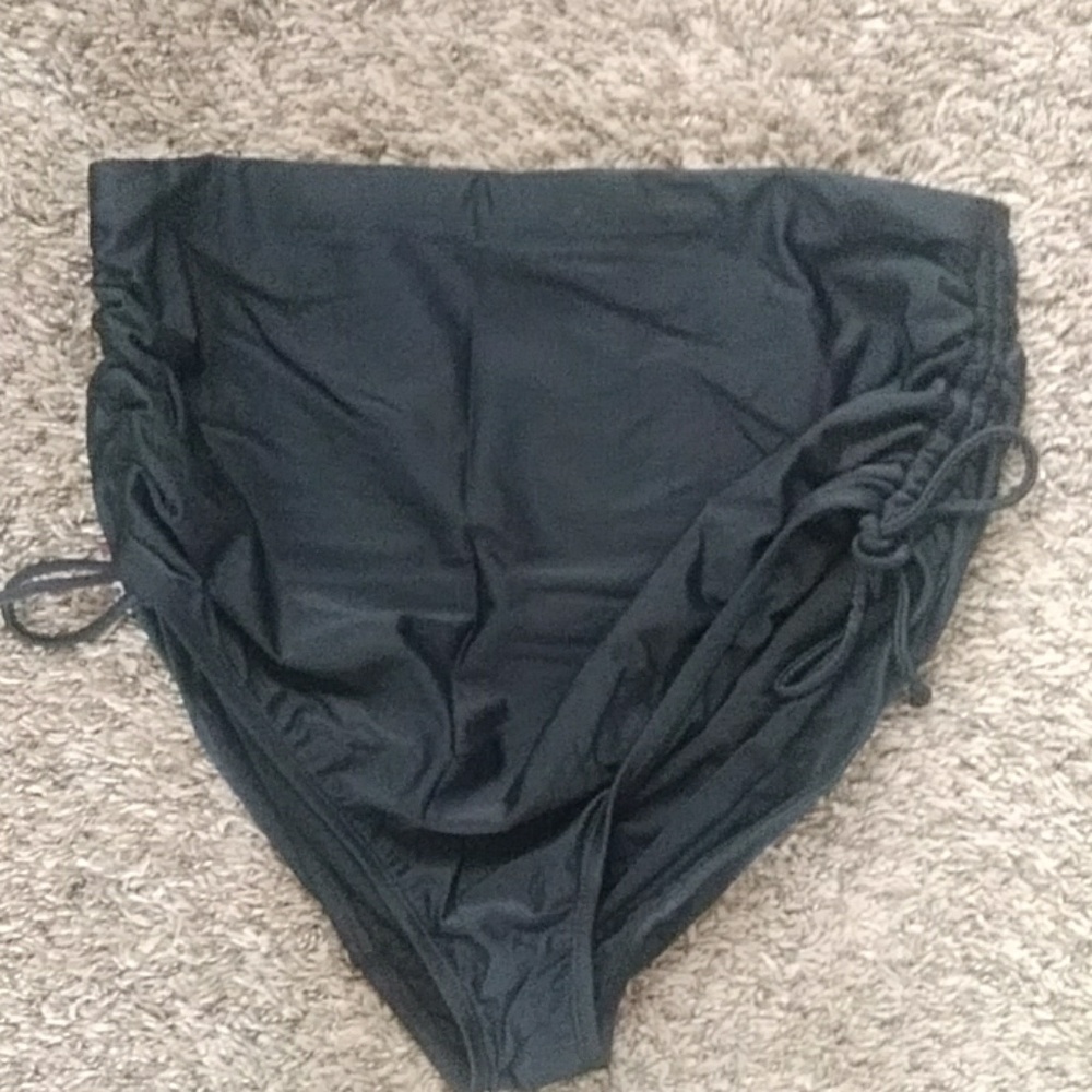 High waste bikini bottoms